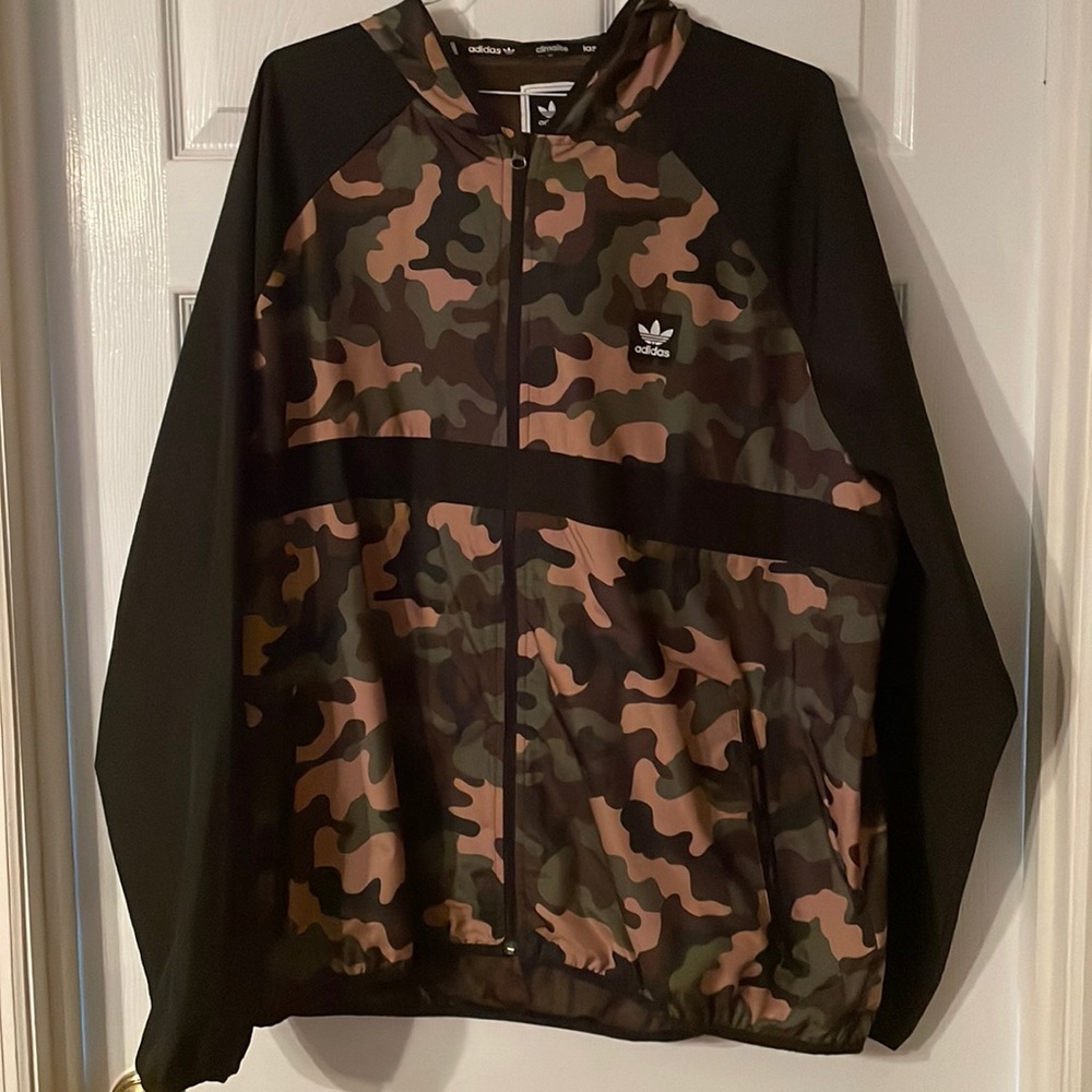 Men’s Adidas Camo & Black Windbreaker Rain Jacket Hooded, Full-zip, Size XXL